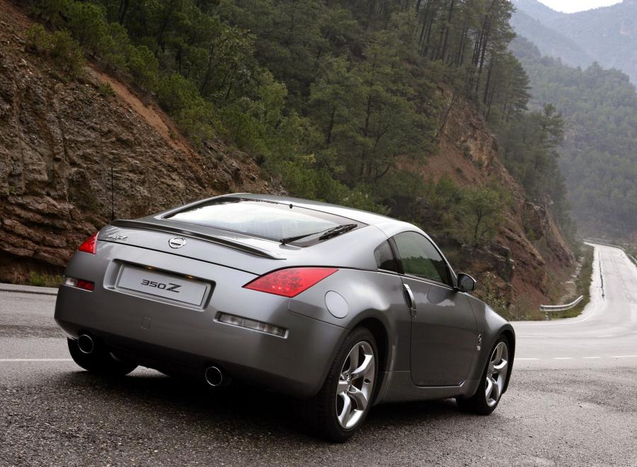 Nissan 350Z 2006 года  (фото 5 из 10)
